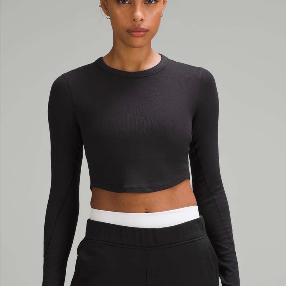 lululemon athletica Black Long Sleeve Crop Top